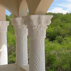 Duncans Villa **** Duncans